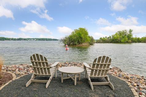 2948 Pelican Point Circle Mound MN 55364