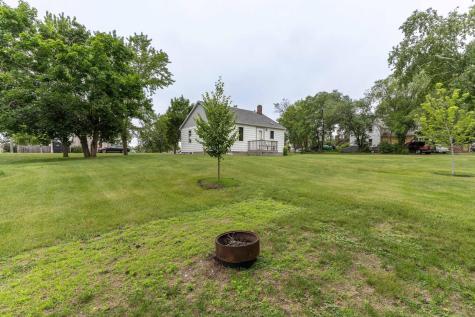 202 Lake Avenue S Ottertail MN 56571