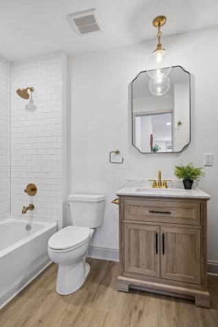 941 Hague Avenue Saint Paul MN 55104