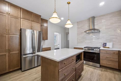 941 Hague Avenue Saint Paul MN 55104