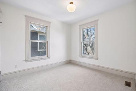 941 Hague Avenue Saint Paul MN 55104