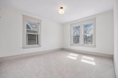 941 Hague Avenue Saint Paul MN 55104