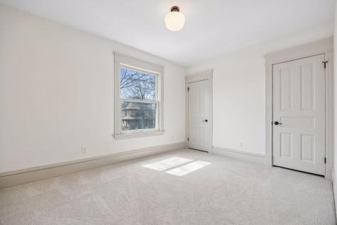 941 Hague Avenue Saint Paul MN 55104