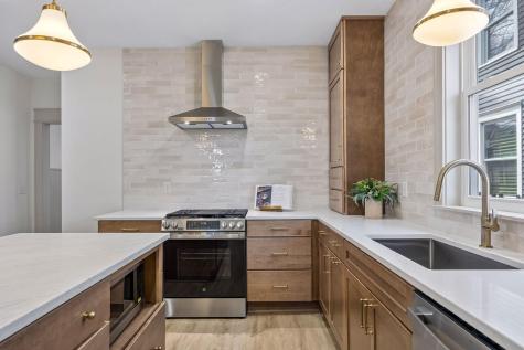 941 Hague Avenue Saint Paul MN 55104