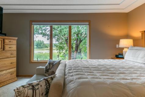 26991 140th Street NW Zimmerman MN 55398