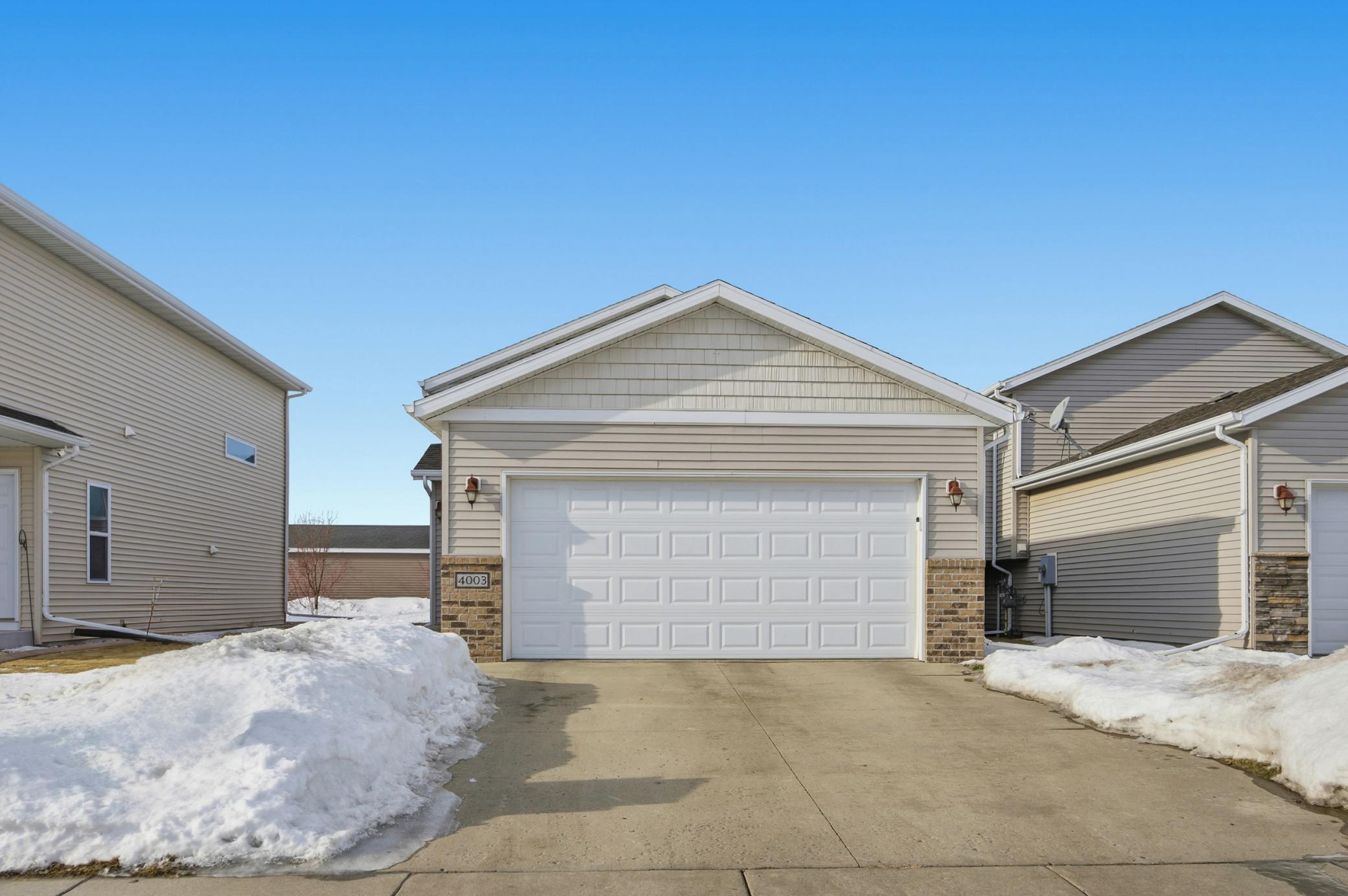 4003 9th Street S Moorhead MN 56560