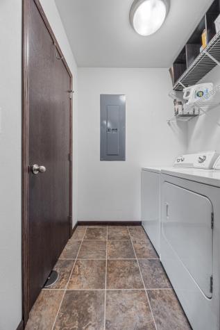 4003 9th Street S Moorhead MN 56560