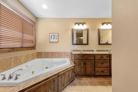 624 Ridge Road Henderson MN 56044