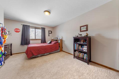 624 Ridge Road Henderson MN 56044
