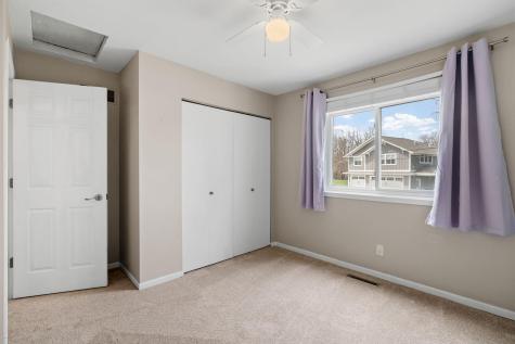 10725 15th Avenue N Plymouth MN 55441