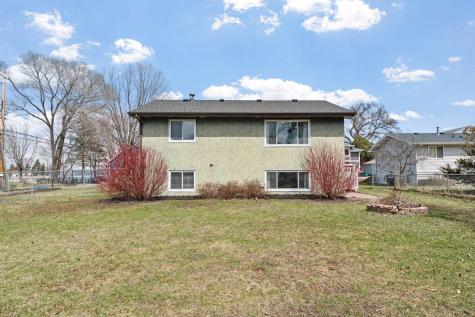 10725 15th Avenue N Plymouth MN 55441