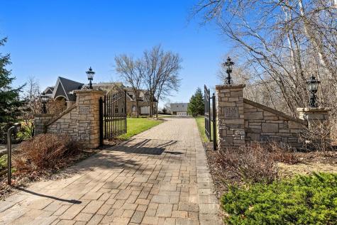 1505 Neal Avenue Court N Lake Elmo MN 55042