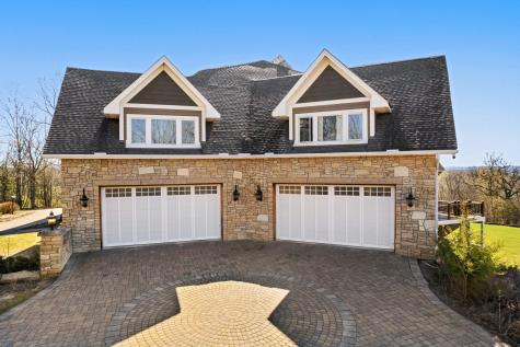 1505 Neal Avenue Court N Lake Elmo MN 55042