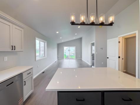 1107 60th Avenue W West Fargo ND 58078