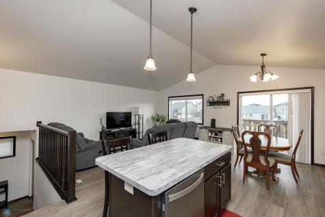 2124 Admiral Drive W West Fargo ND 58078