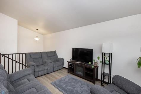 2124 Admiral Drive W West Fargo ND 58078