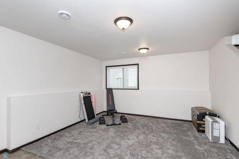 2124 Admiral Drive W West Fargo ND 58078