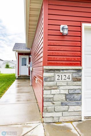 2124 Admiral Drive W West Fargo ND 58078