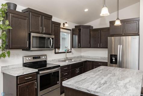 2124 Admiral Drive W West Fargo ND 58078