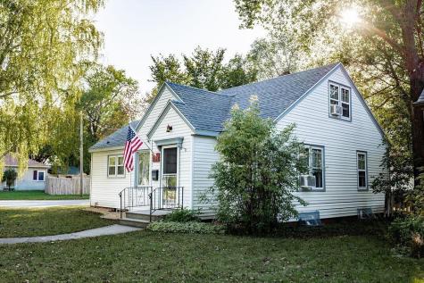 603 12th Street N Moorhead MN 56560