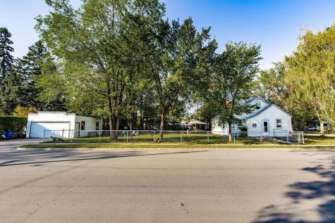 603 12th Street N Moorhead MN 56560