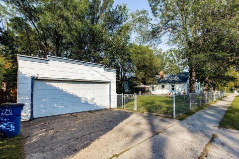 603 12th Street N Moorhead MN 56560