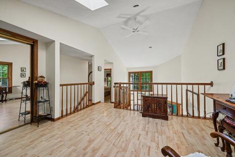 1644 Rose Hill Circle Saint Paul MN 55108