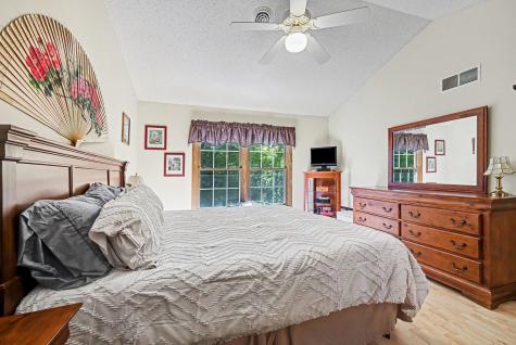 1644 Rose Hill Circle Saint Paul MN 55108
