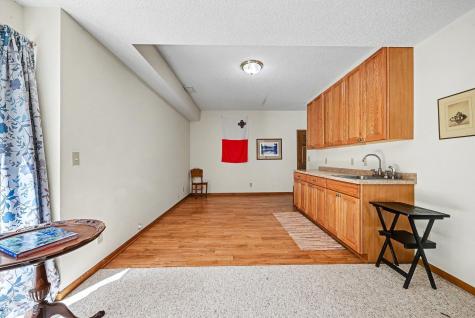 1644 Rose Hill Circle Saint Paul MN 55108