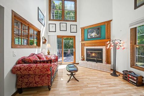 1644 Rose Hill Circle Saint Paul MN 55108