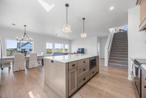3636 Decorah Way S Fargo ND 58104