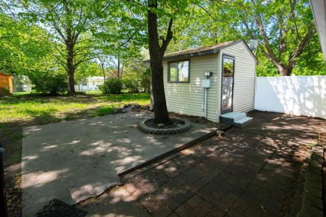 906 5th Avenue NE Little Falls MN 56345