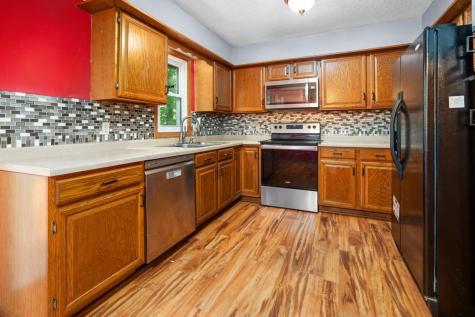 906 5th Avenue NE Little Falls MN 56345