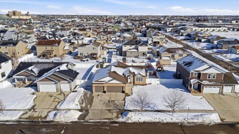 3037 Claire Drive E West Fargo ND 58078