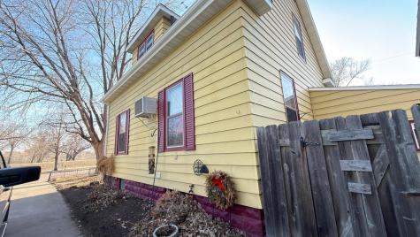34 S Terrace N Fargo ND 58102