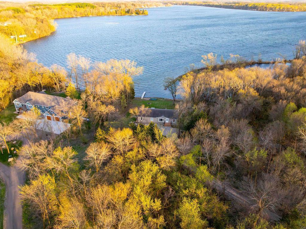 22083 Lake Francis Road Elysian MN 56028