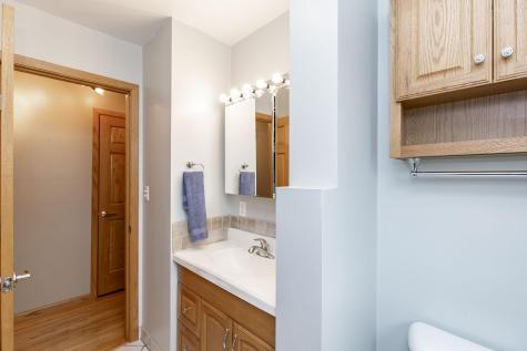 1731 Elm Street N Fargo ND 58102