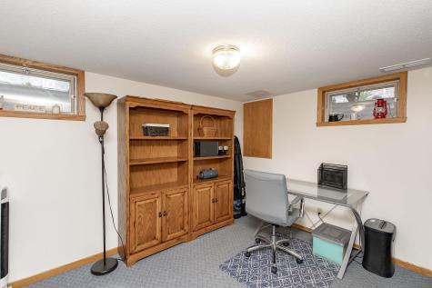 1731 Elm Street N Fargo ND 58102
