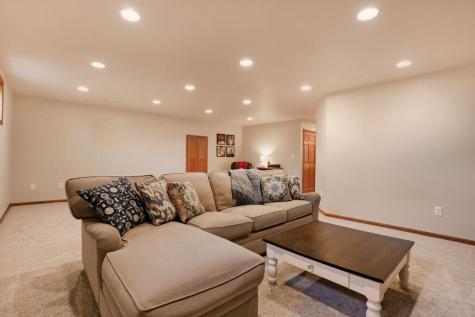 4745 Lexington Avenue NE Andover MN 55304