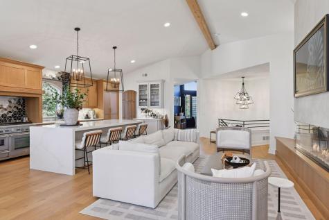 2600 Cedar Green Minnetonka MN 55305