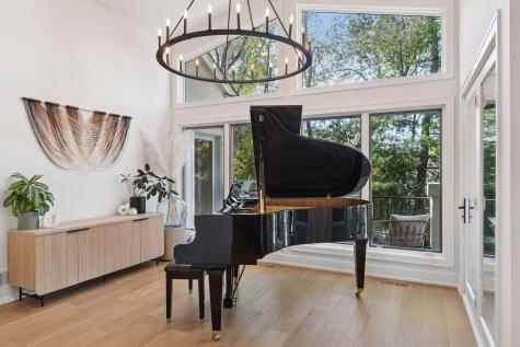 2600 Cedar Green Minnetonka MN 55305