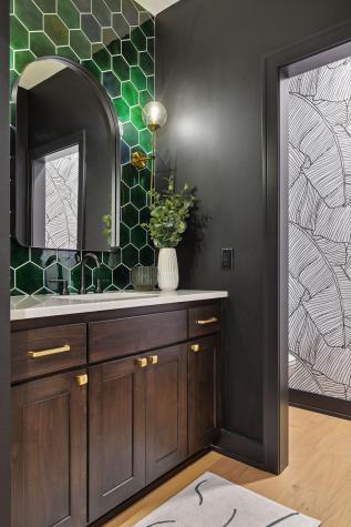 2600 Cedar Green Minnetonka MN 55305