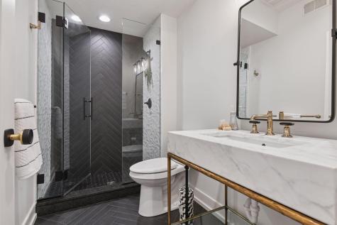 2600 Cedar Green Minnetonka MN 55305