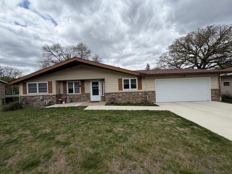 1821 Brookside Circle Albert Lea MN 56007