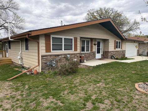 1821 Brookside Circle Albert Lea MN 56007