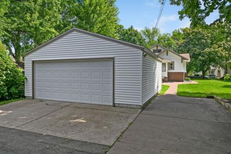 913 Ottawa Avenue West Saint Paul MN 55118
