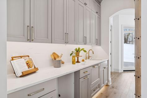 285 North Shore Drive Minnetrista MN 55364