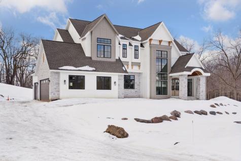 285 North Shore Drive Minnetrista MN 55364