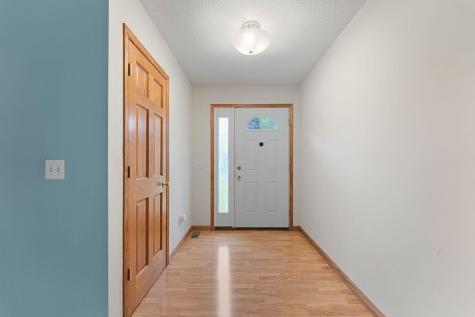 178 Minnesota Avenue Roseville MN 55113