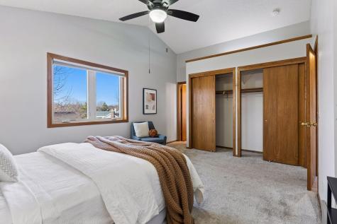 1011 Boston Hill Road Eagan MN 55123